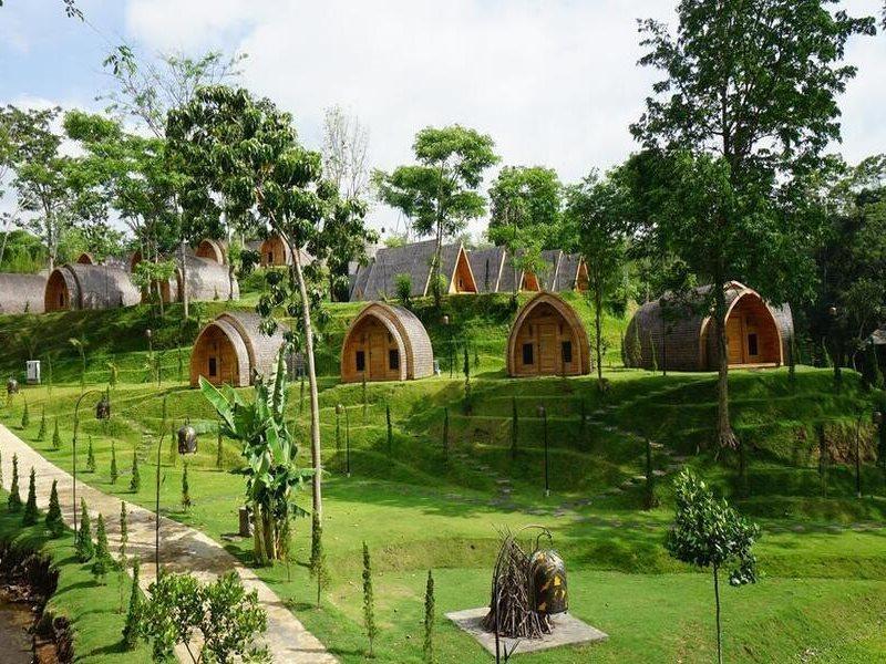 Shanaya Resort Malang Exterior foto