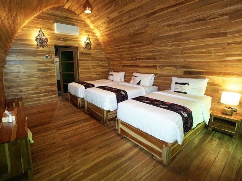 Shanaya Resort Malang Exterior foto