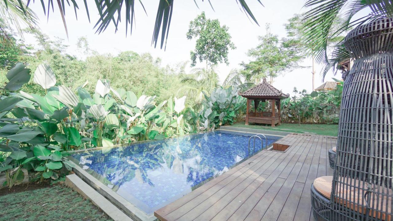 Shanaya Resort Malang Exterior foto