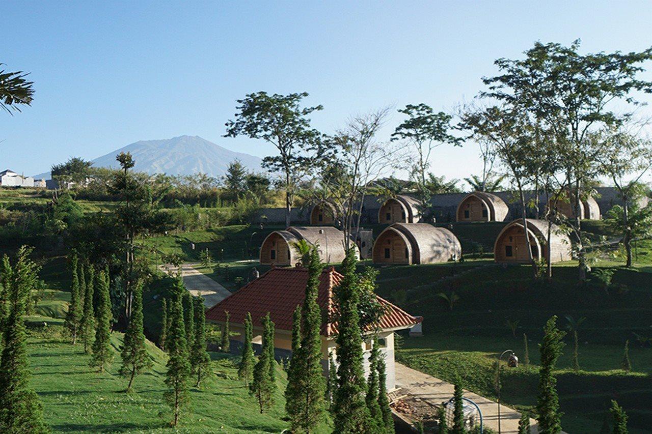Shanaya Resort Malang Exterior foto