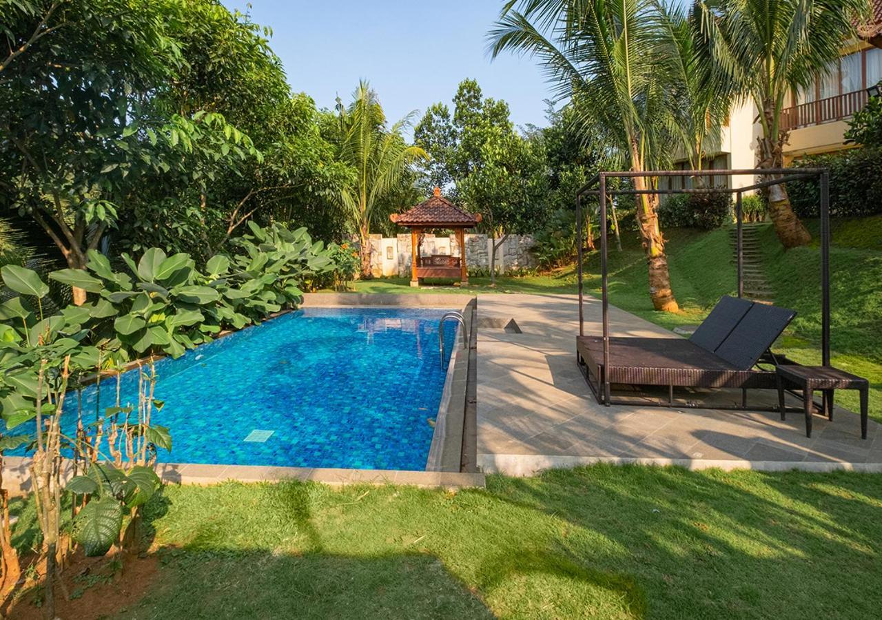 Shanaya Resort Malang Exterior foto