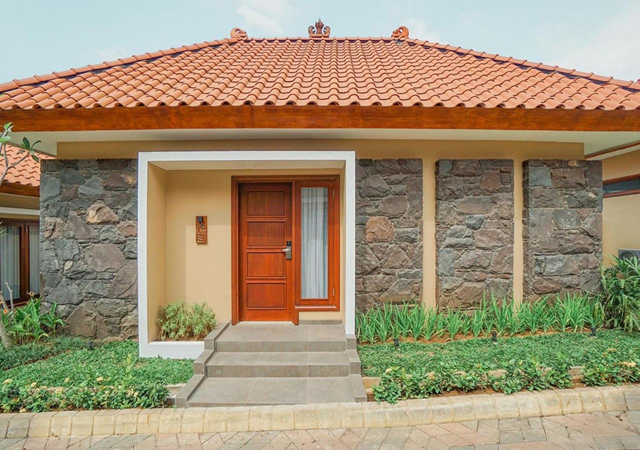 Shanaya Resort Malang Exterior foto